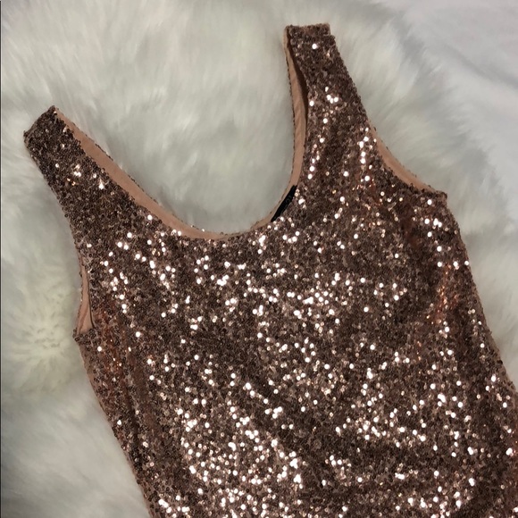 Dresses & Skirts - Sequin Dress💎